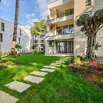 San Pietro Melia Gjiri Lalzit Beachfront Appartement Draç