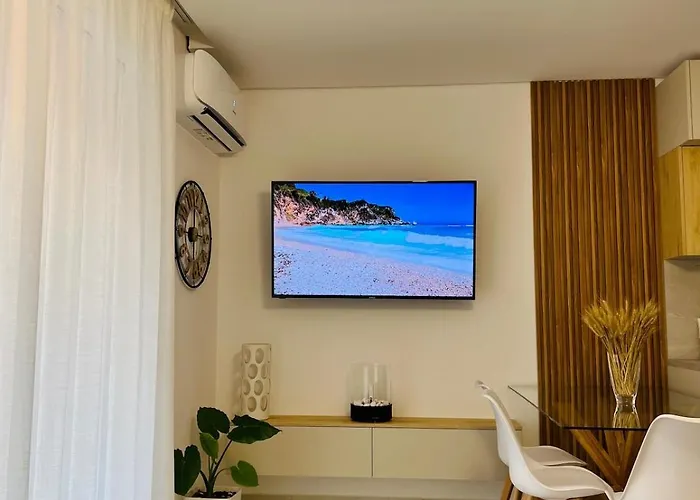 Apartment San Pietro Melia Gjiri Lalzit Beachfront Draci