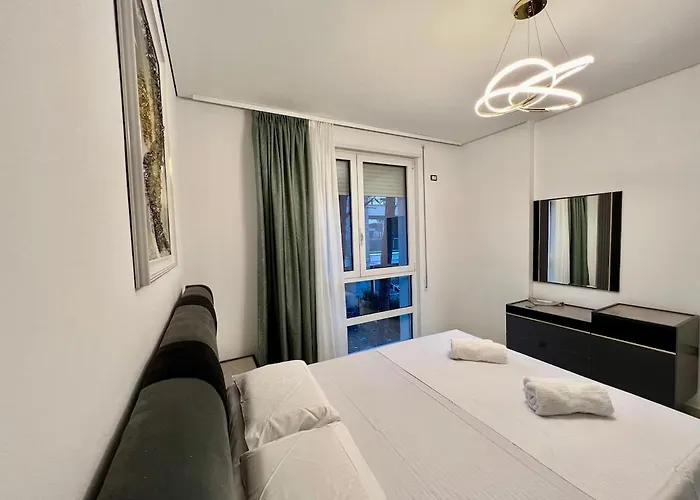 San Pietro Melia Gjiri Lalzit Beachfront Apartment *