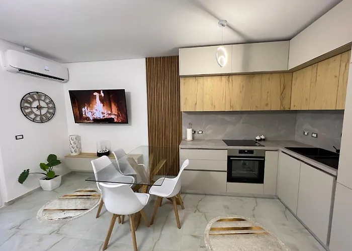 Apartment San Pietro Melia Gjiri Lalzit Beachfront